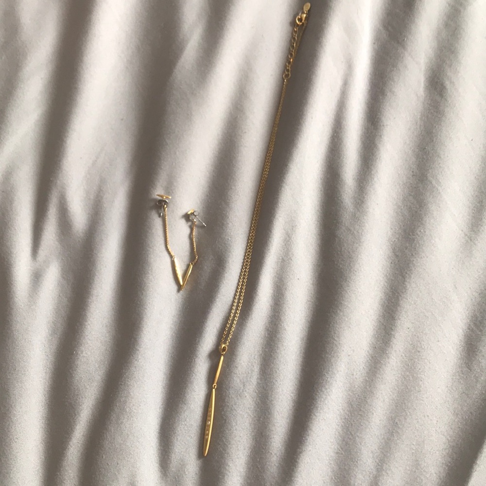 Matching Simple Gold Necklace & Earring Set